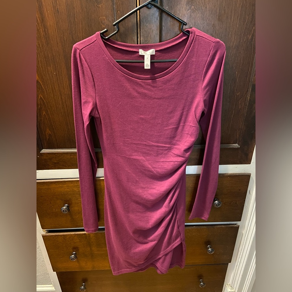 Leith ruched side dress in purple. Size small. Never worn. No tags.